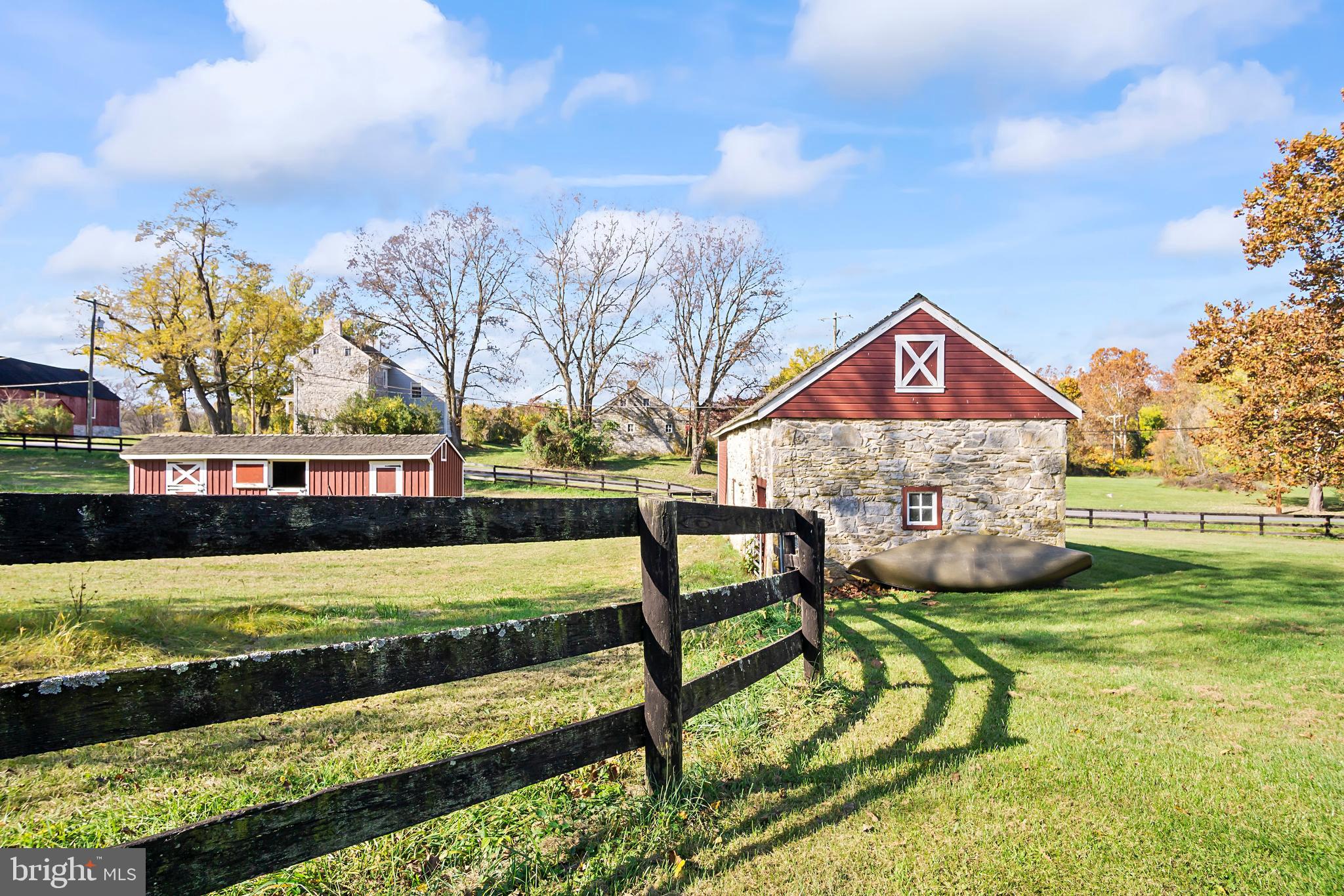 DOWNSVILLE - Residential