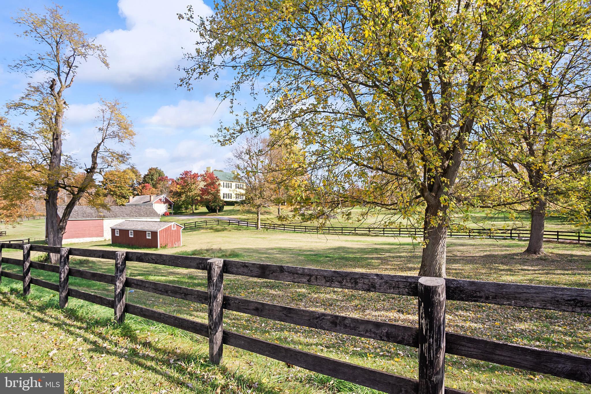 DOWNSVILLE - Residential