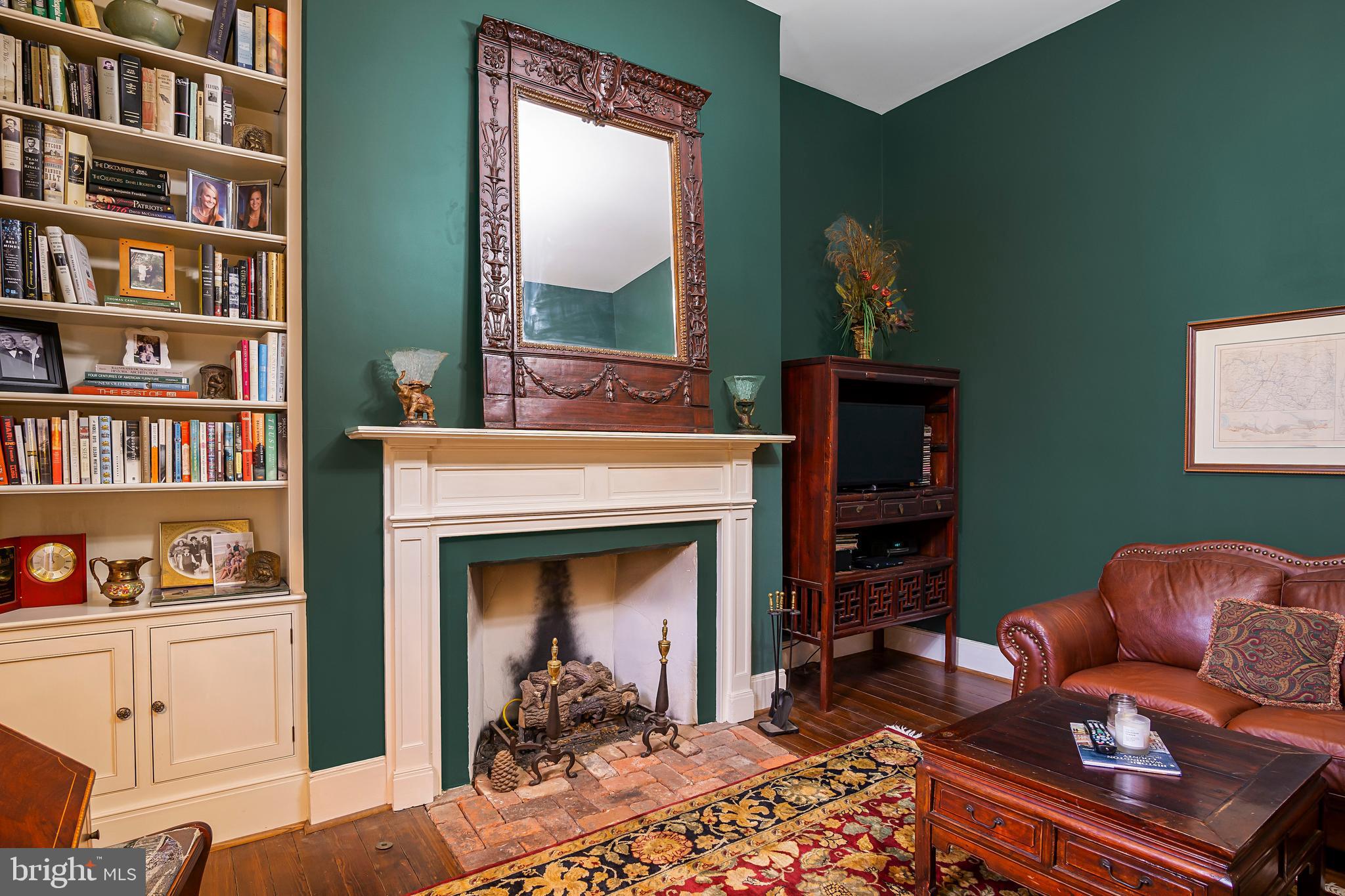 DOWNSVILLE - Residential