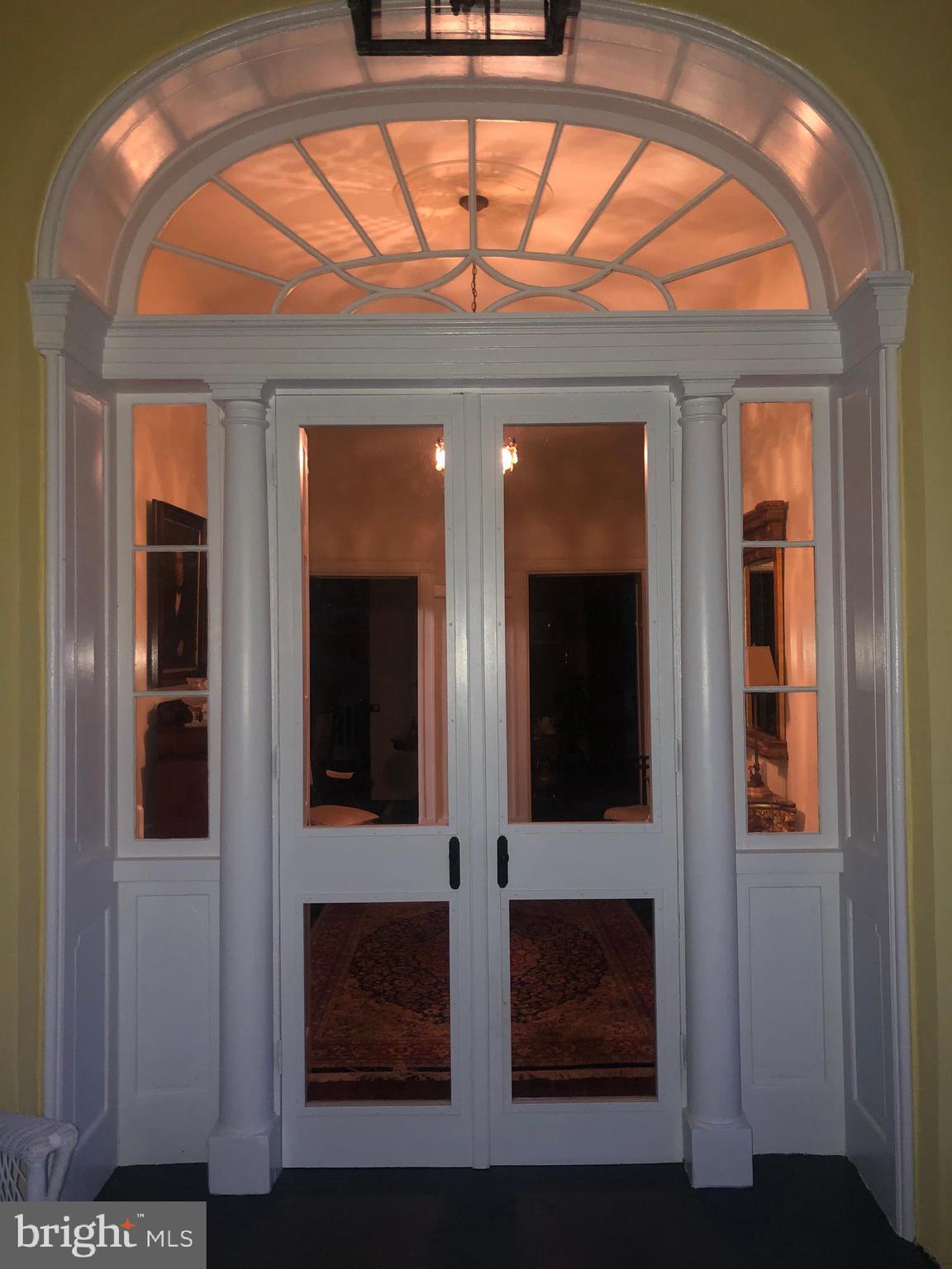 DOWNSVILLE - Residential