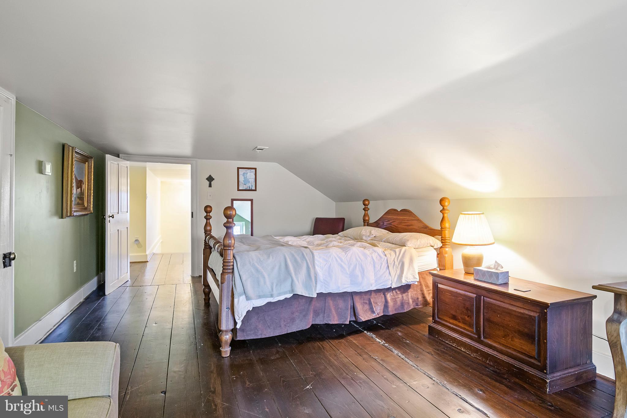 DOWNSVILLE - Residential