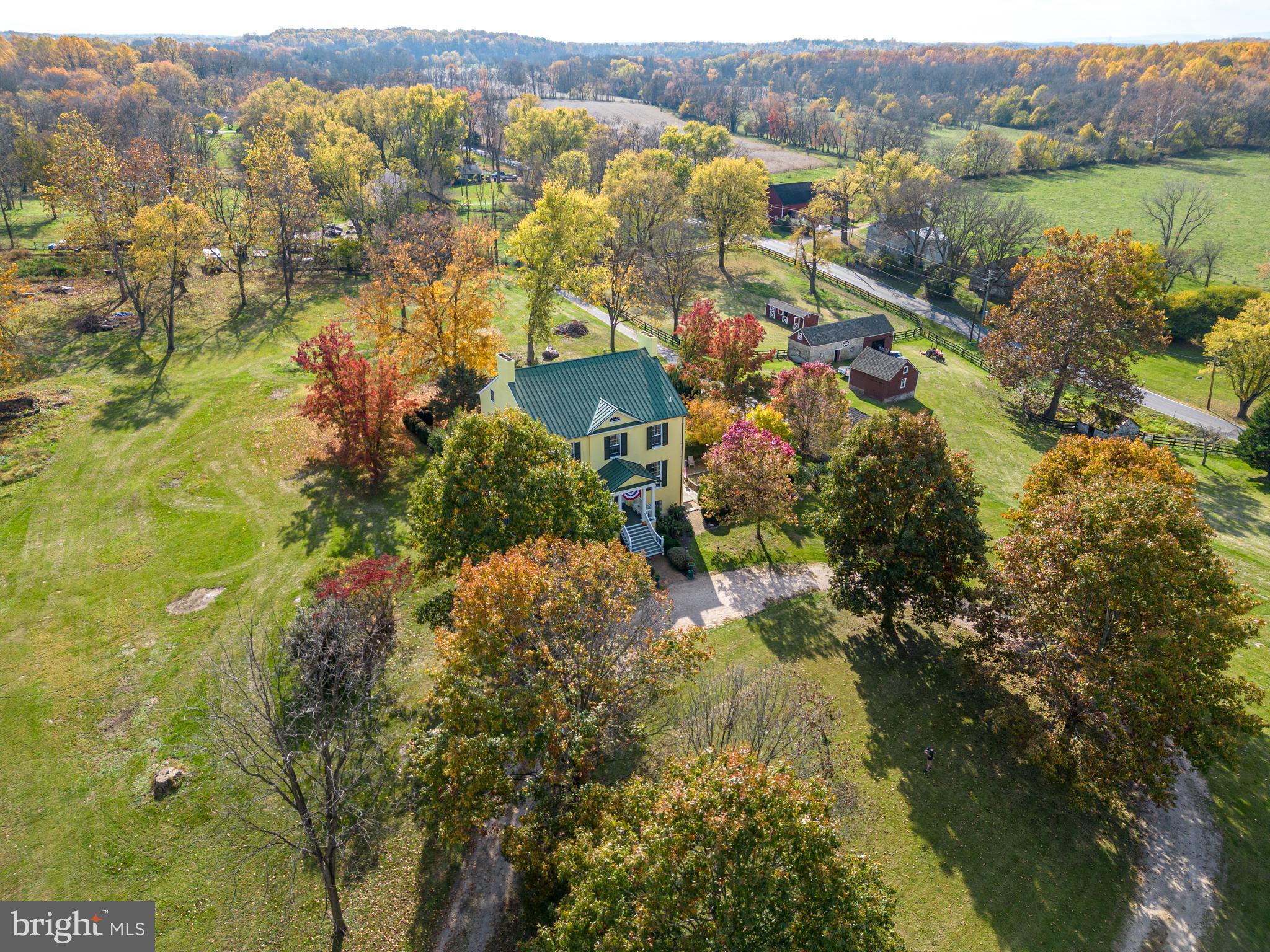 DOWNSVILLE - Residential