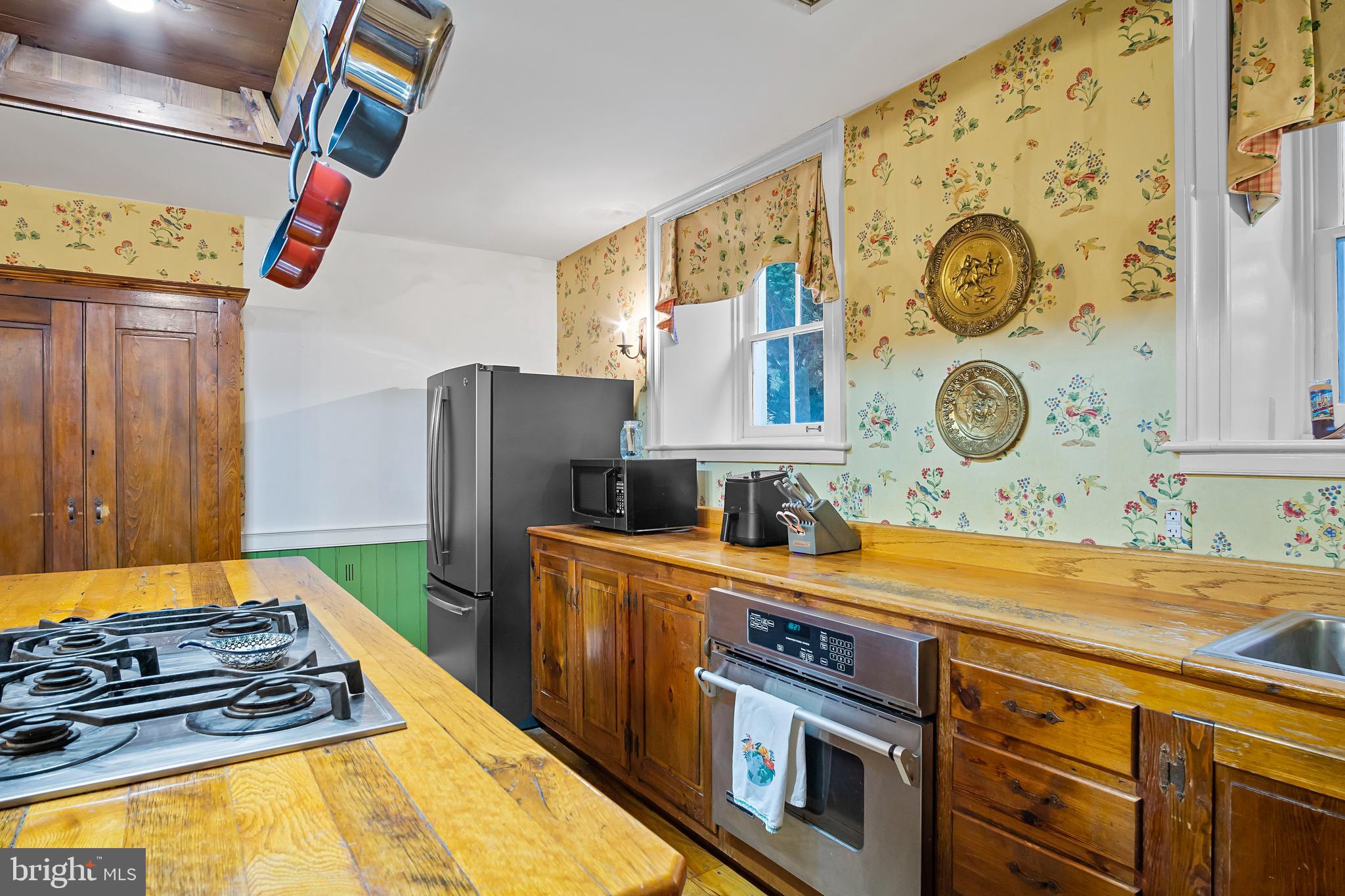 DOWNSVILLE - Residential