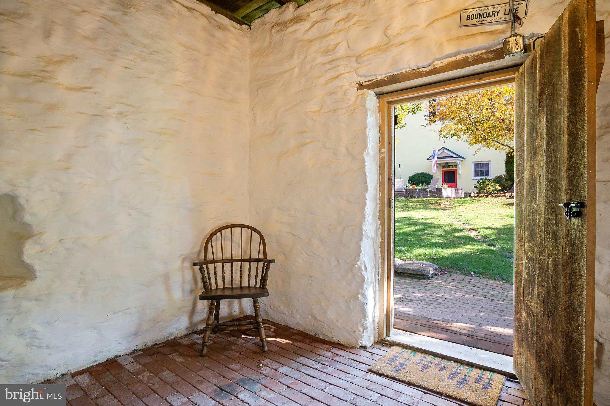 DOWNSVILLE - Residential