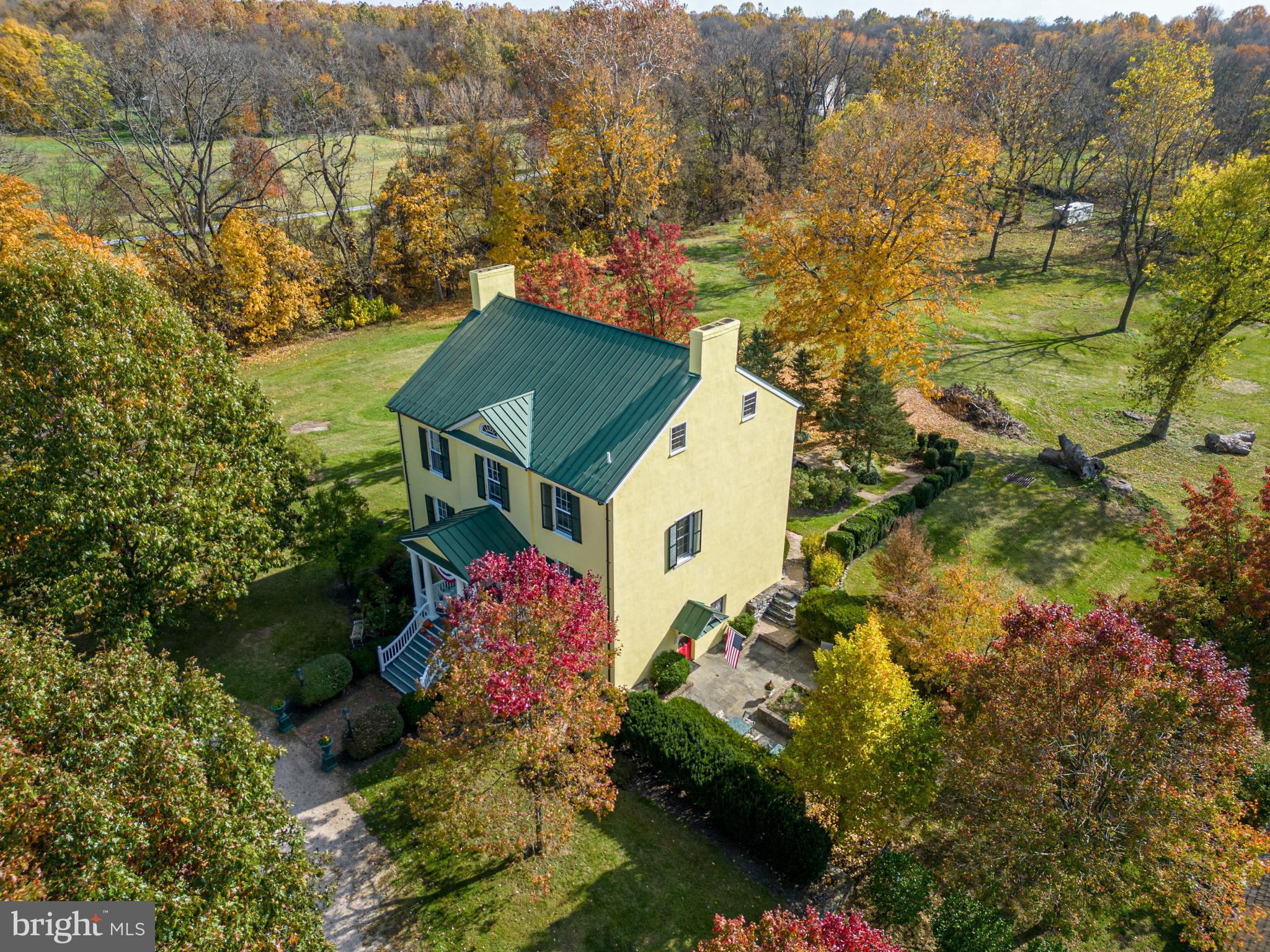 DOWNSVILLE - Residential