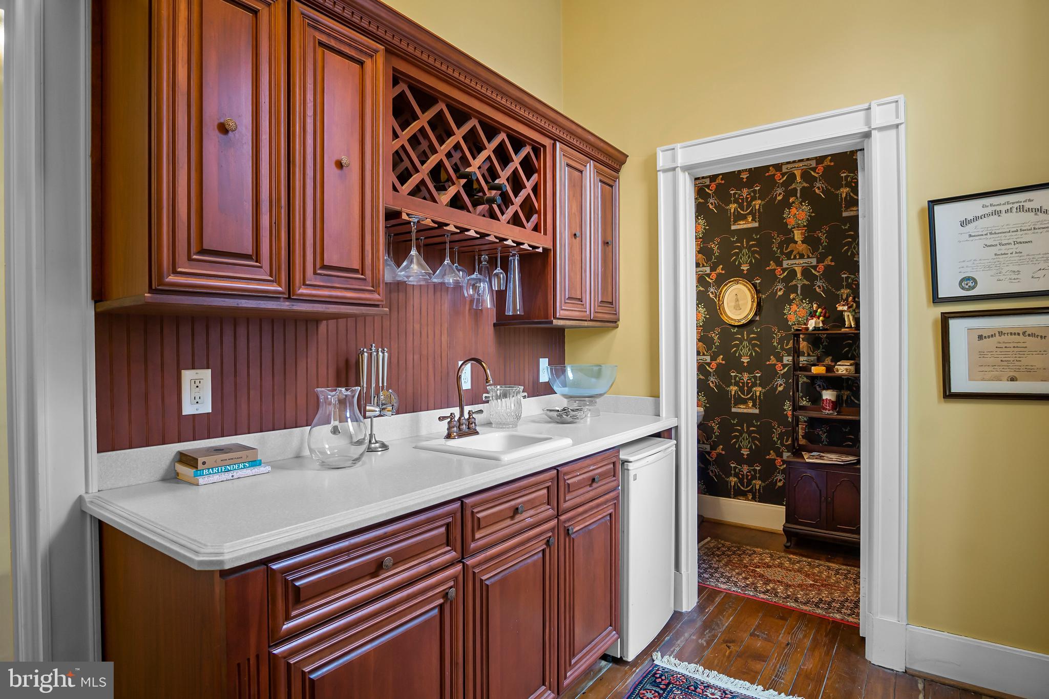 DOWNSVILLE - Residential