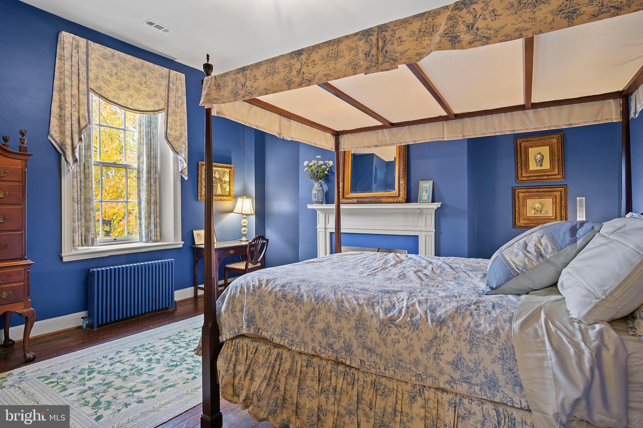 DOWNSVILLE - Residential