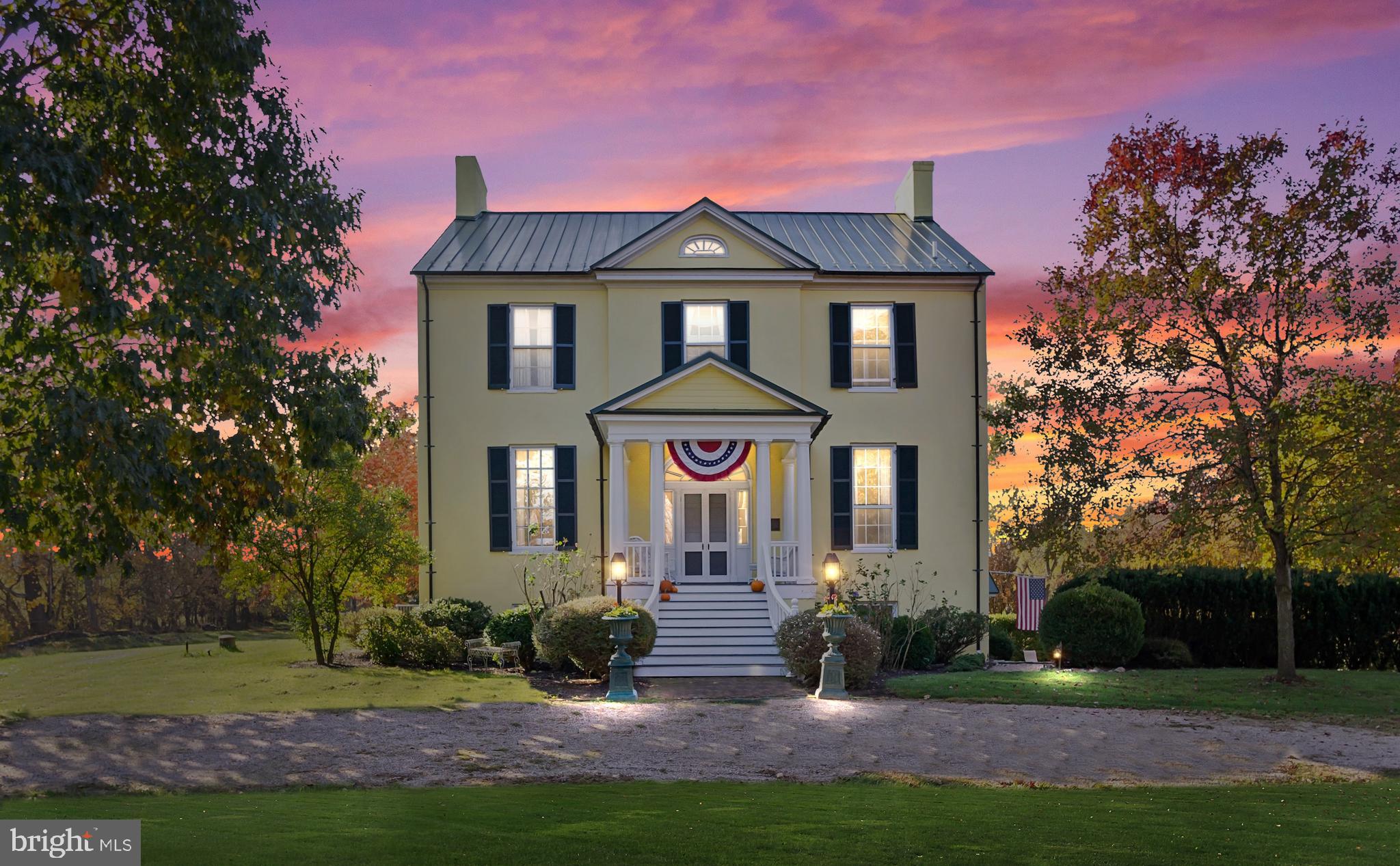 DOWNSVILLE - Residential