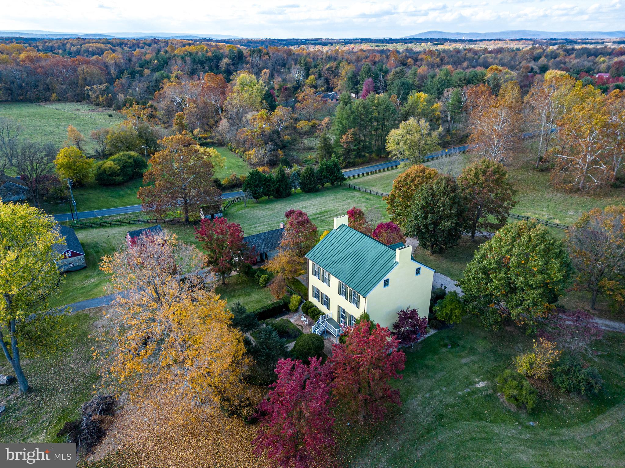 DOWNSVILLE - Residential