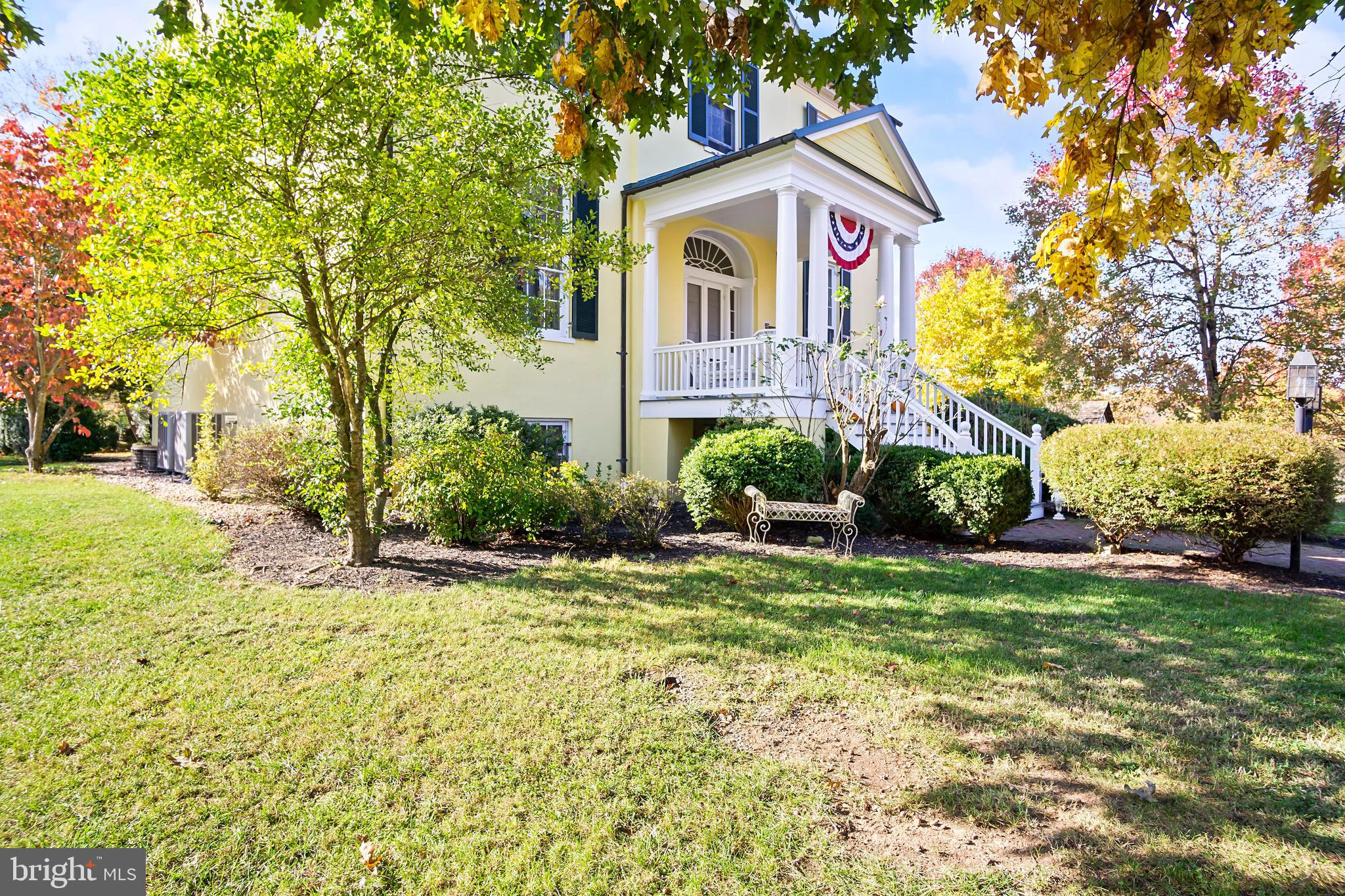 DOWNSVILLE - Residential