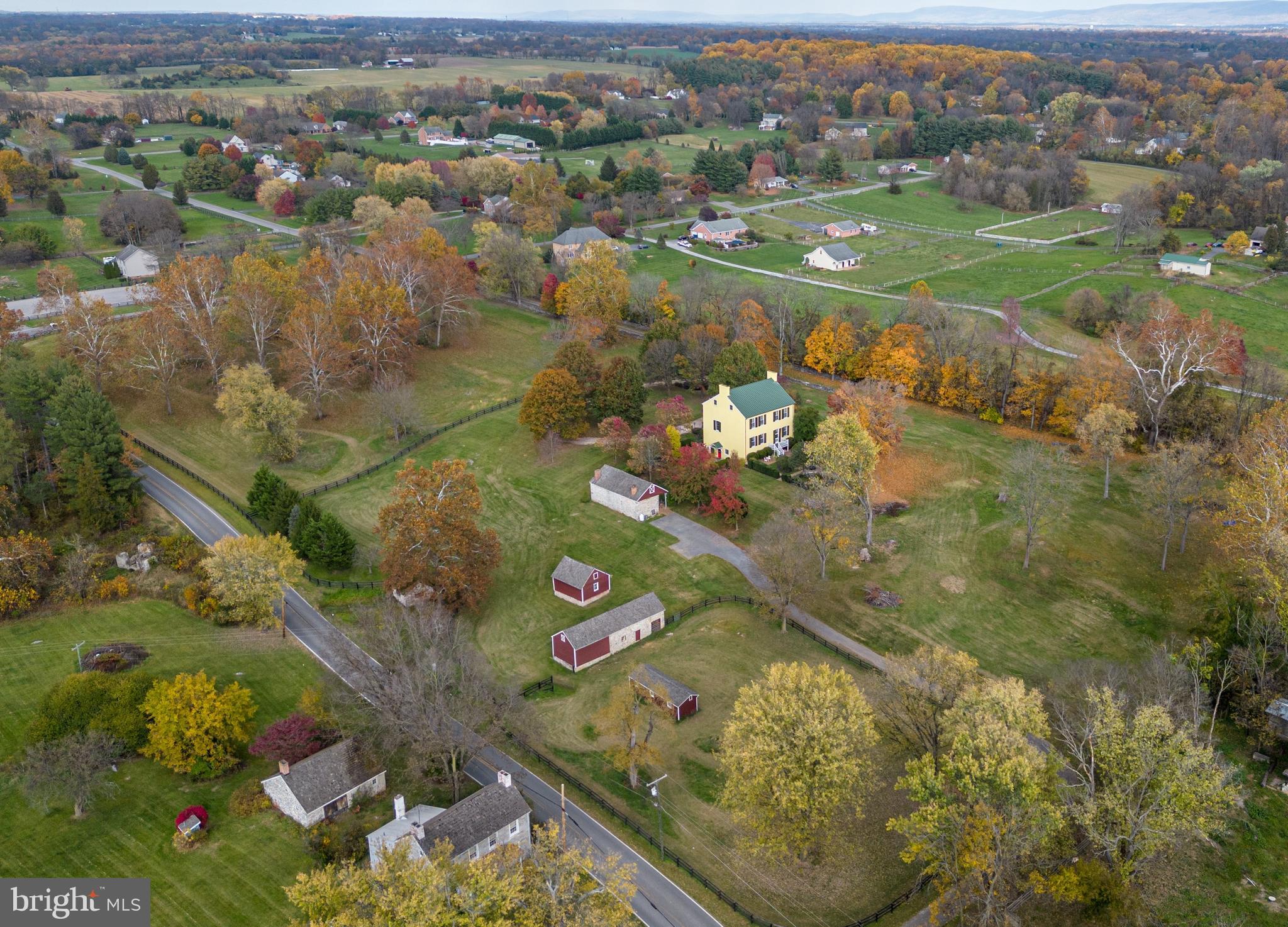 DOWNSVILLE - Residential