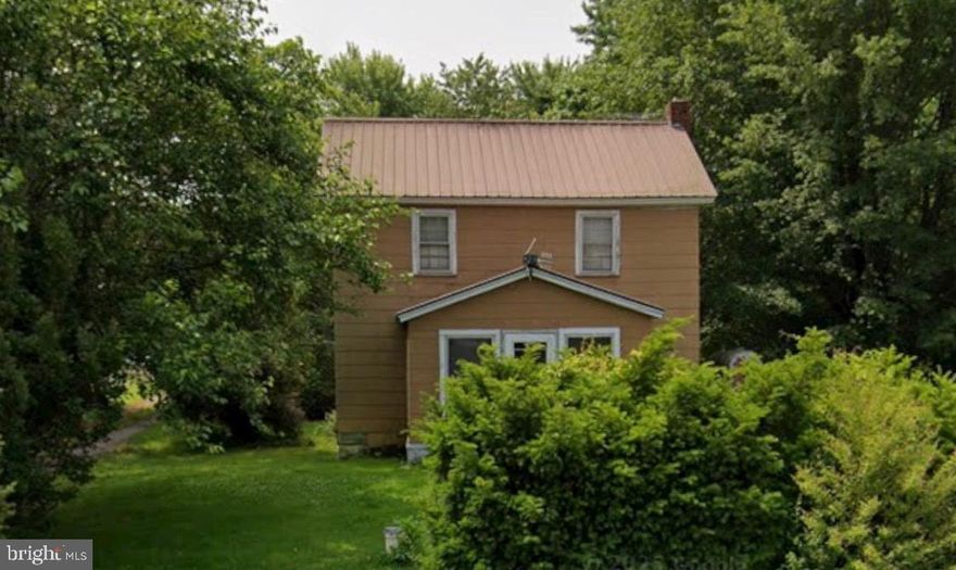 Seller Requestes to use Cardinal Title. Sold AS-IS and Priced to Sell!
Located on a quiet rural road, this 1-acre property is ideal for investors, homeowners or builders. Major rehab needed or tear down and build your dream home. Great opportunity!