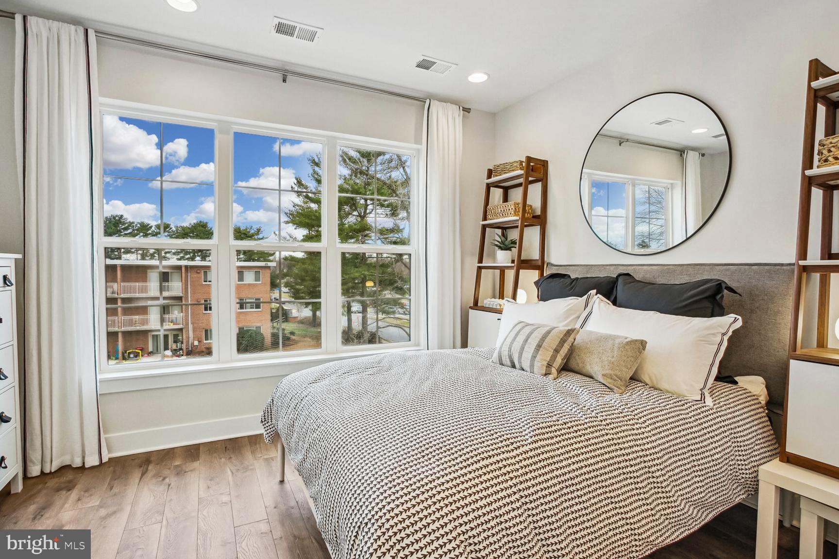 GRAHAM PARK - Residential Lease