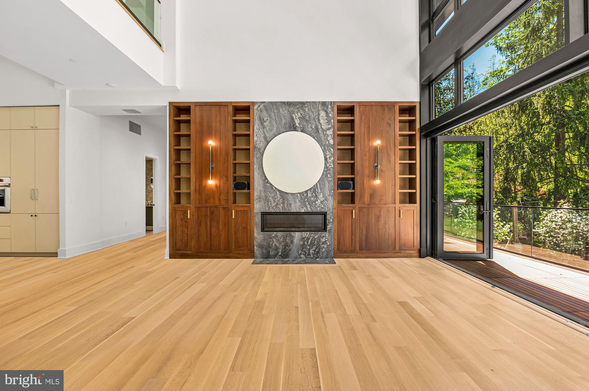 FOREST HILLS - Residential
