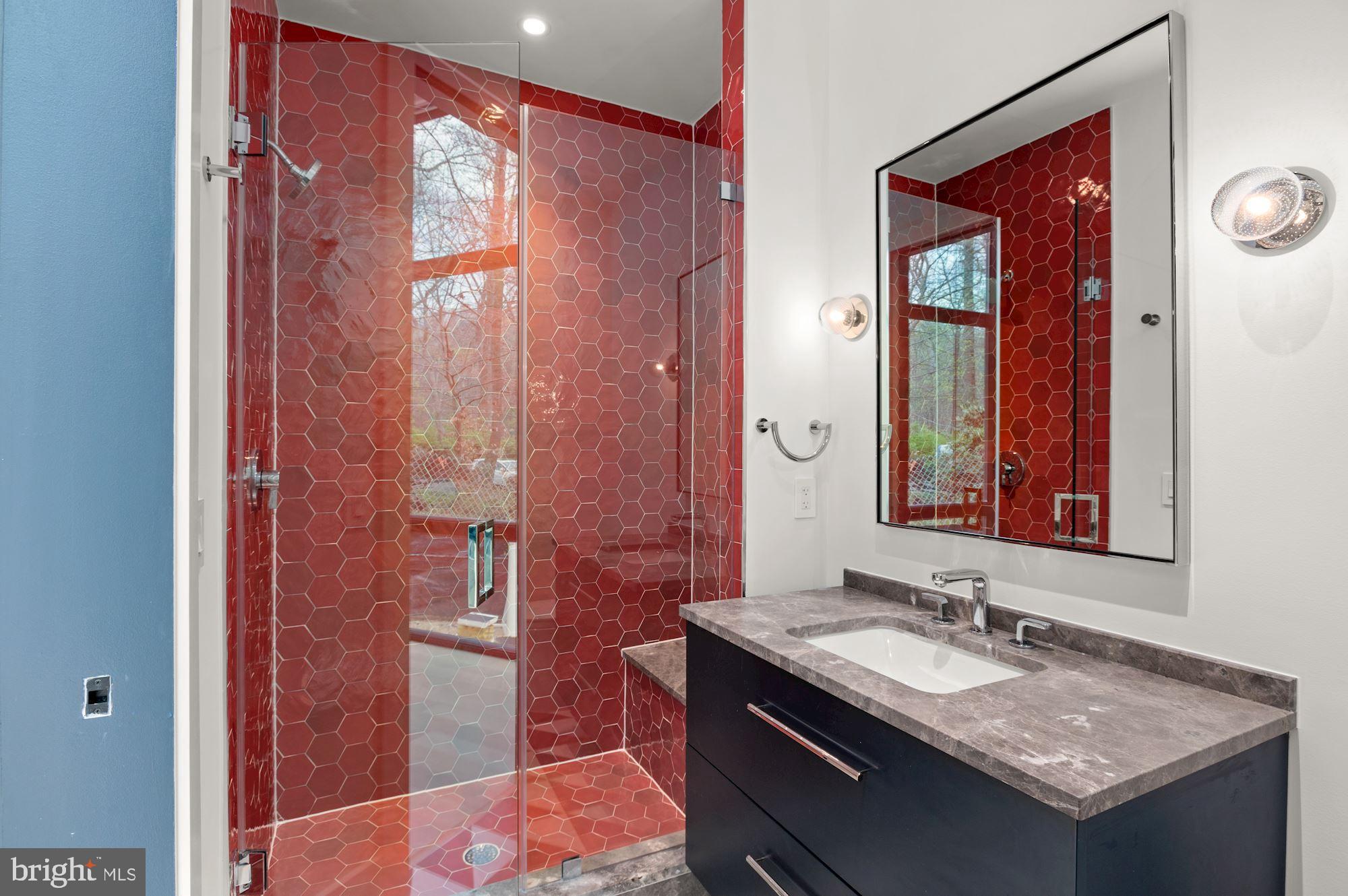 FOREST HILLS - Residential