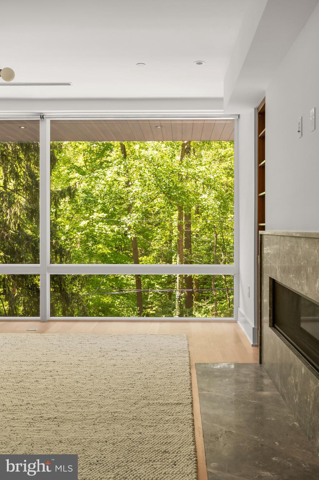 FOREST HILLS - Residential