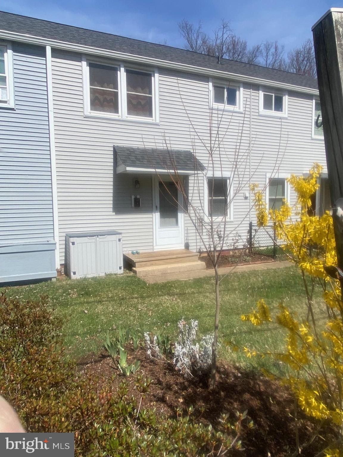 36 RIDGE ROAD E