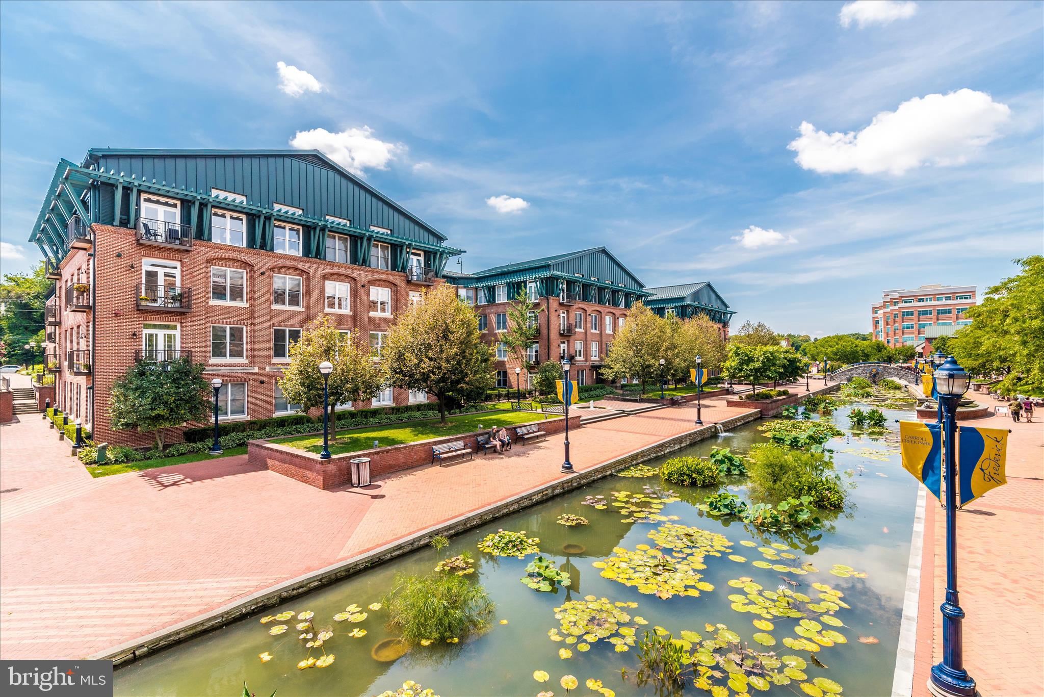 MAXWELL PLACE - Residential