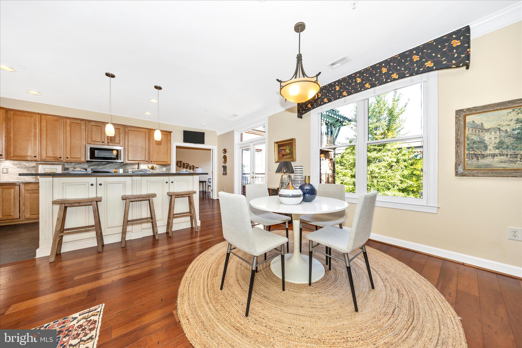 MAXWELL PLACE - Residential