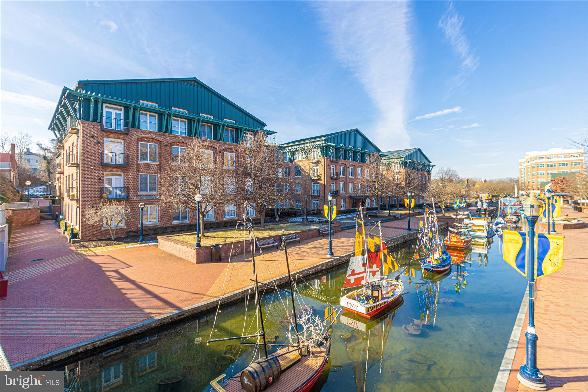 MAXWELL PLACE - Residential