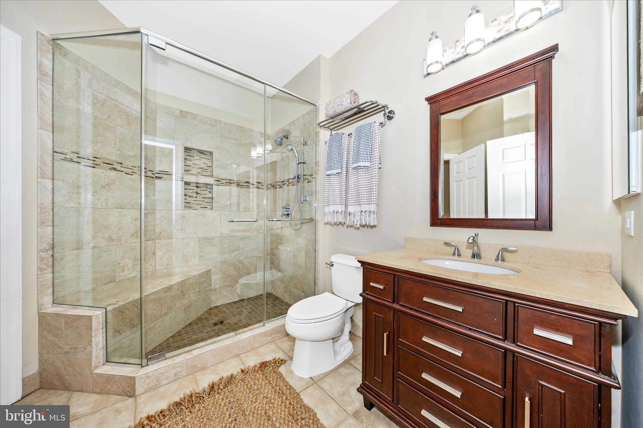 MAXWELL PLACE - Residential