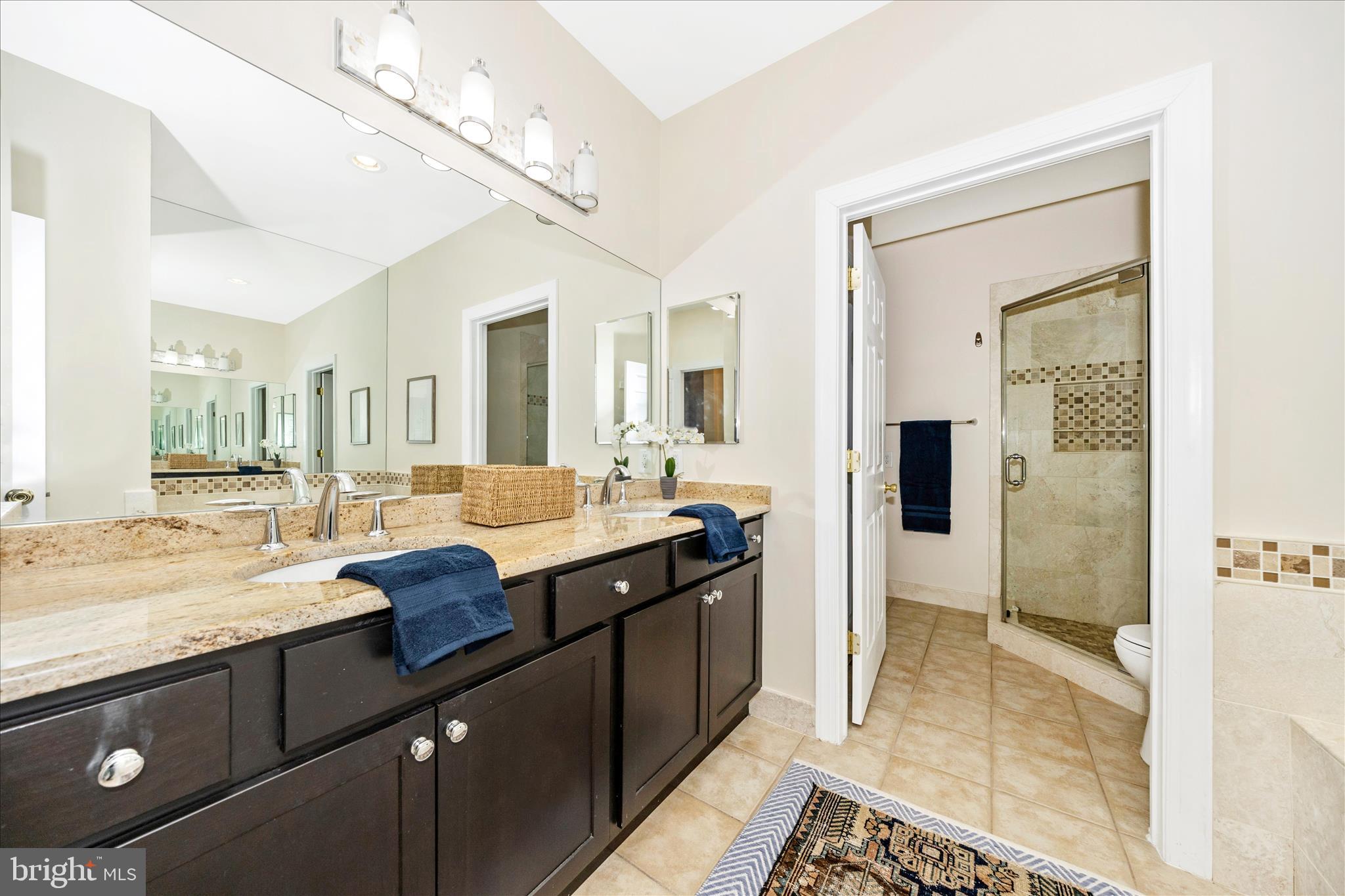 MAXWELL PLACE - Residential