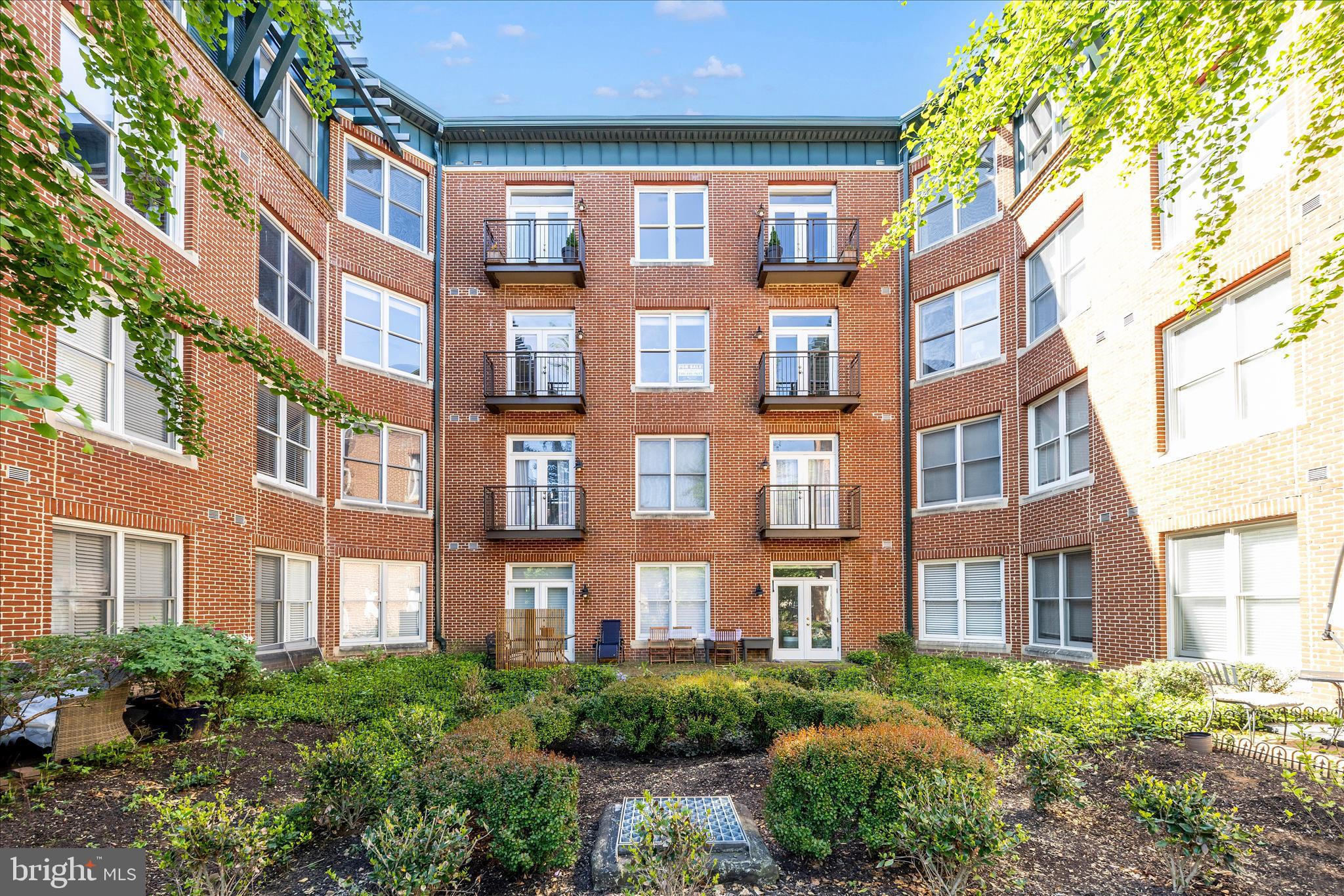 MAXWELL PLACE - Residential