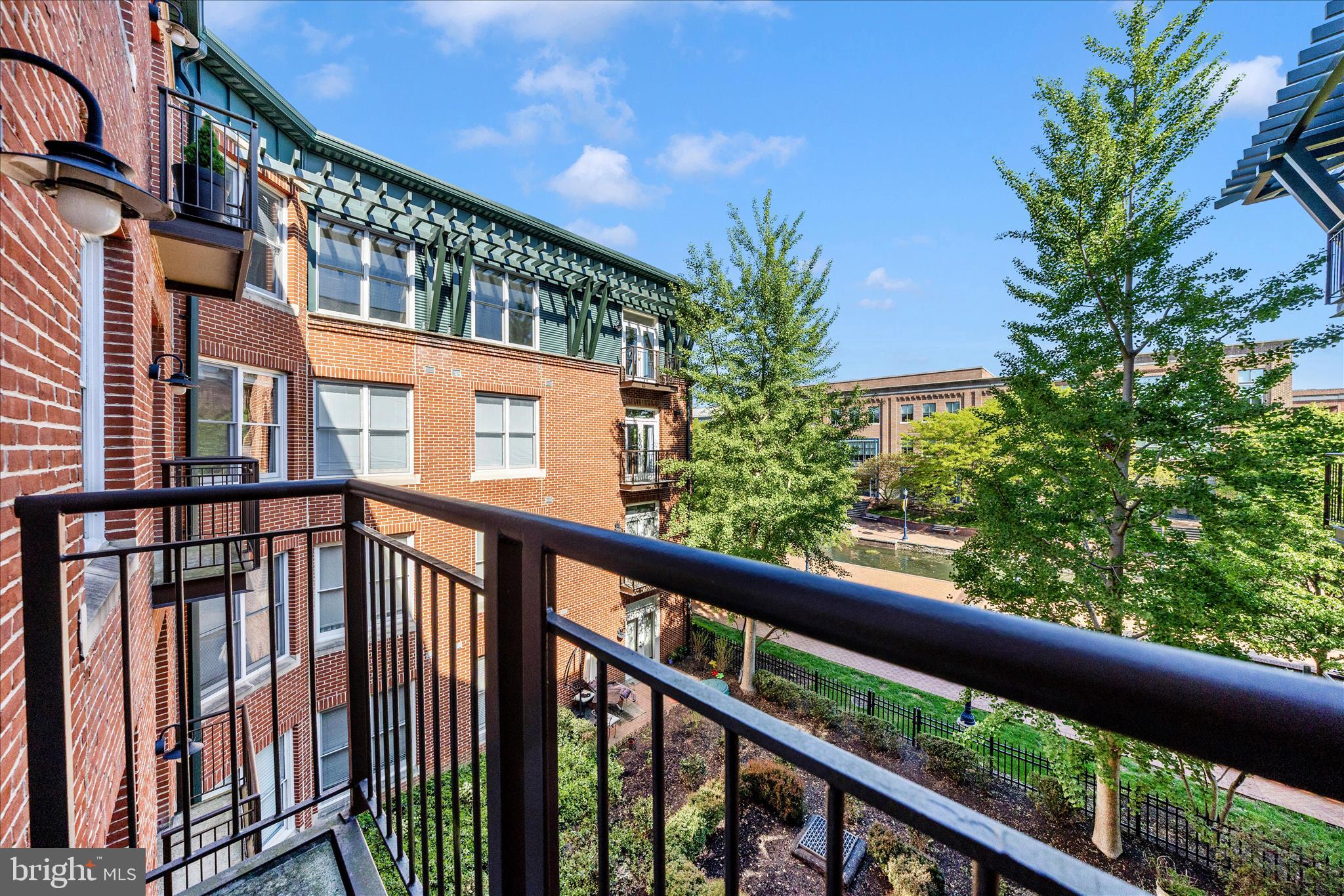 MAXWELL PLACE - Residential