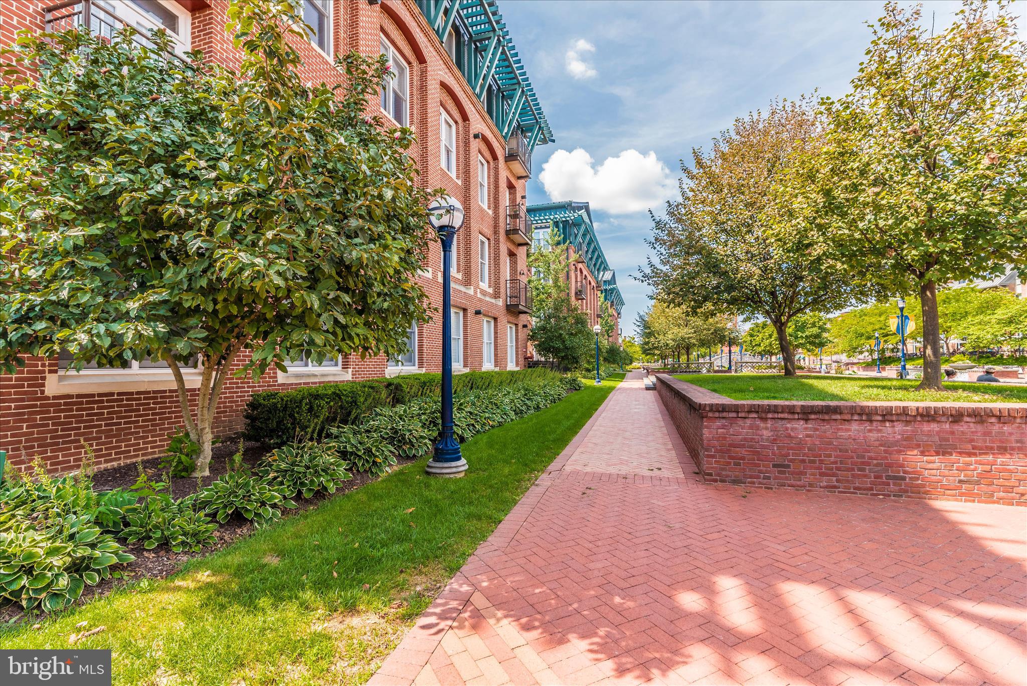 MAXWELL PLACE - Residential