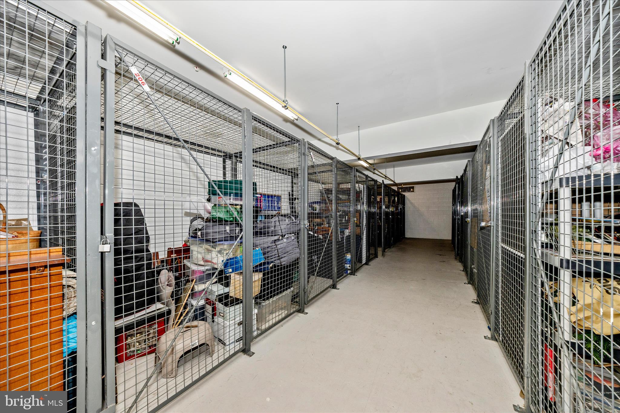 MAXWELL PLACE - Residential