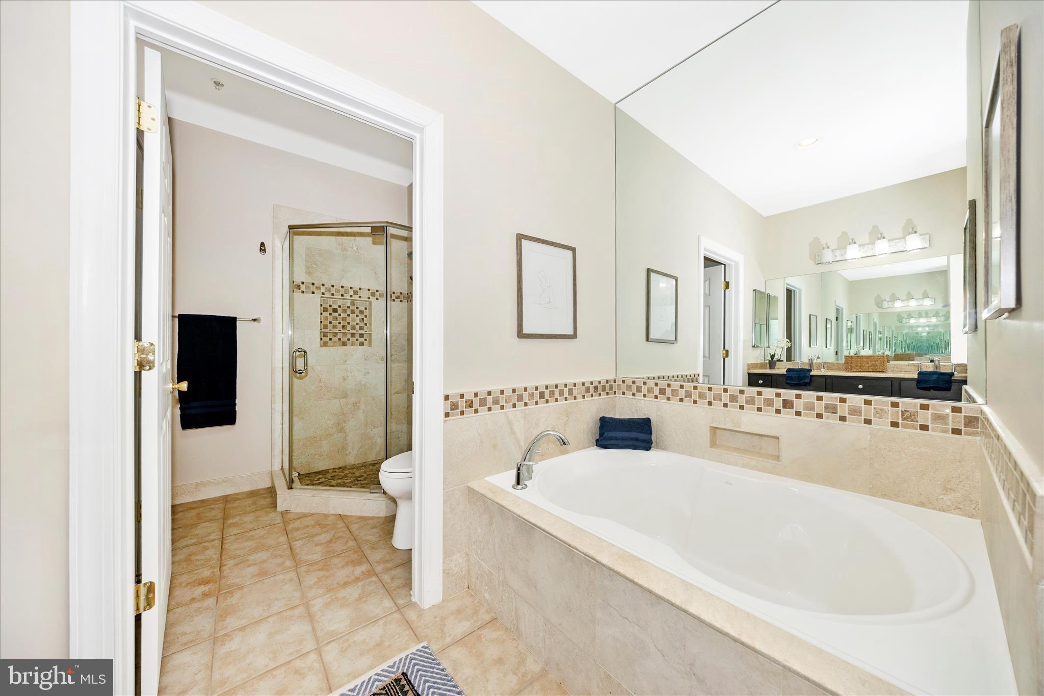 MAXWELL PLACE - Residential