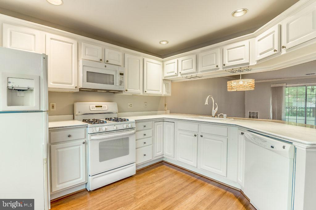 6924 FAIRFAX DRIVE 238