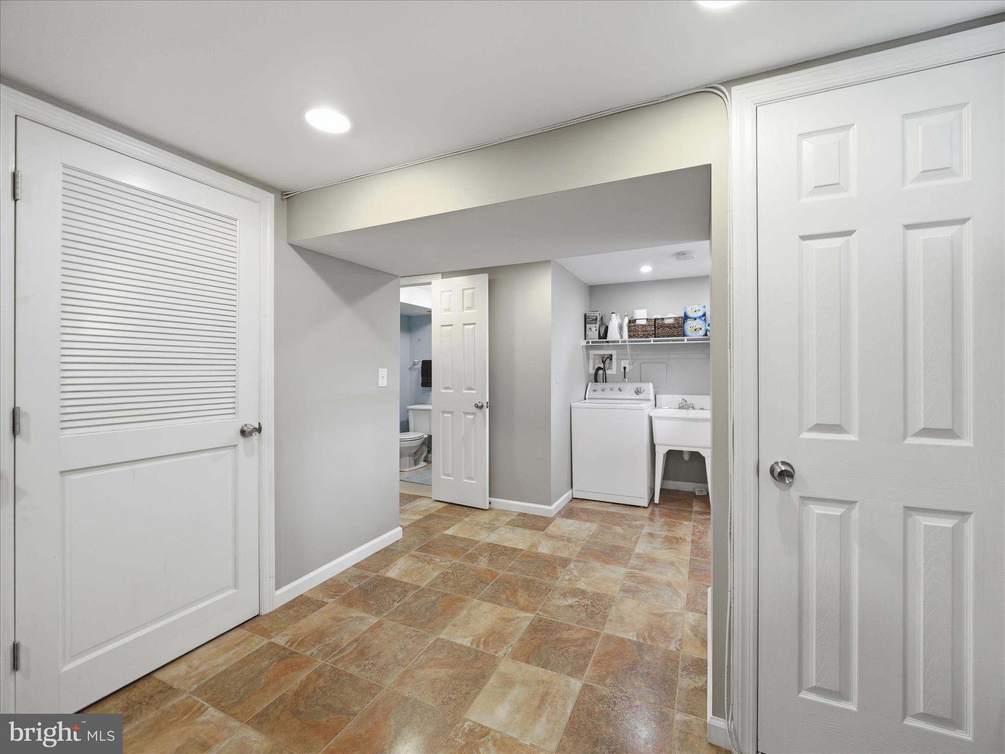 ACADEMY HEIGHTS - Residential