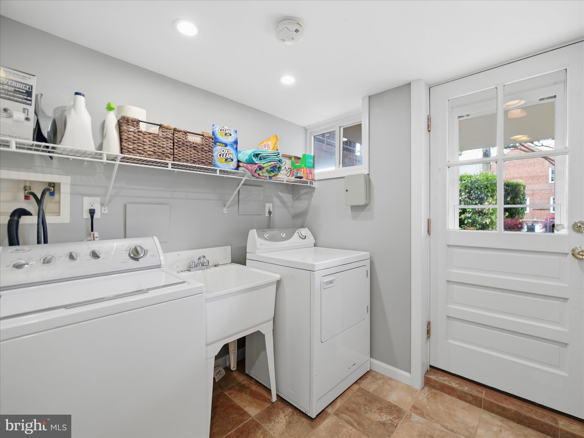 ACADEMY HEIGHTS - Residential