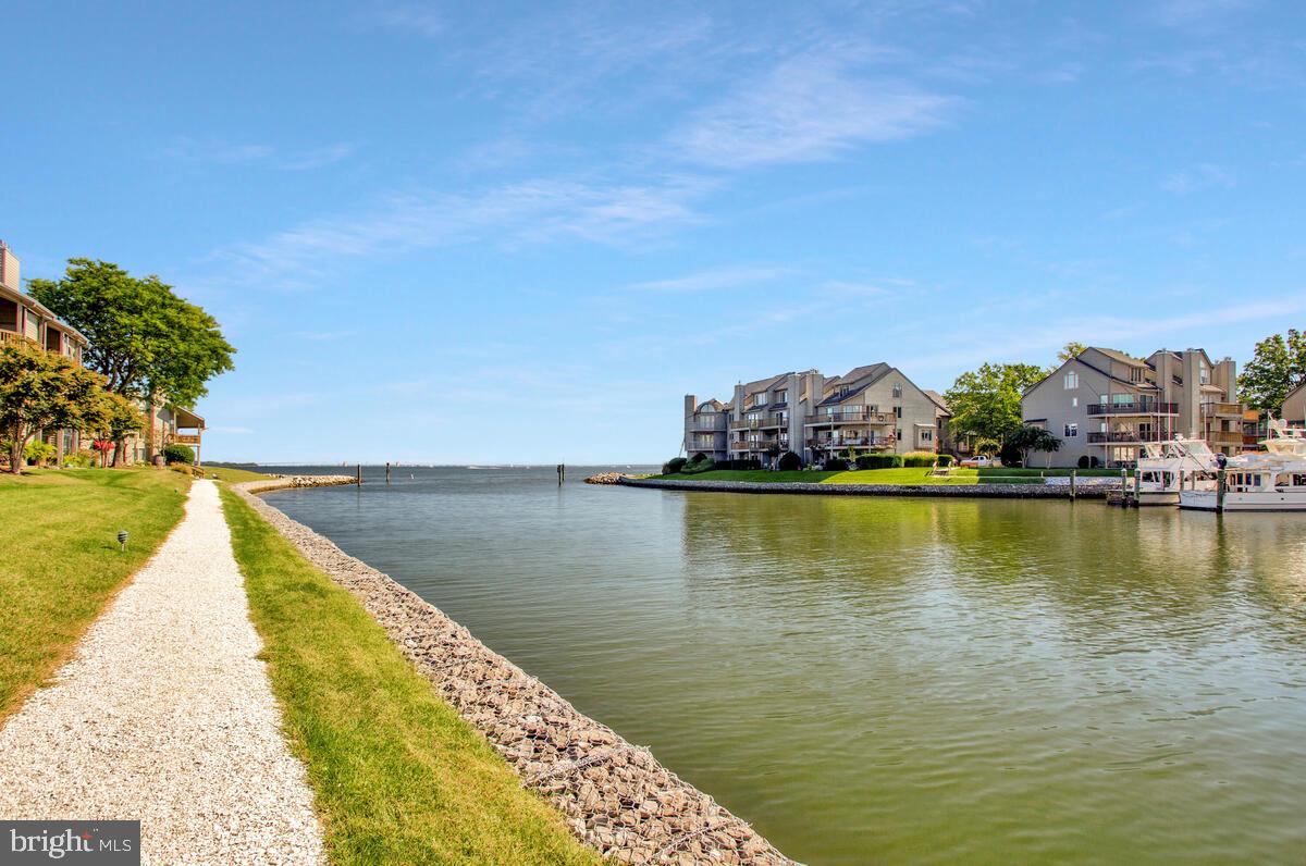 CHESAPEAKE HARBOUR - Residential Lease