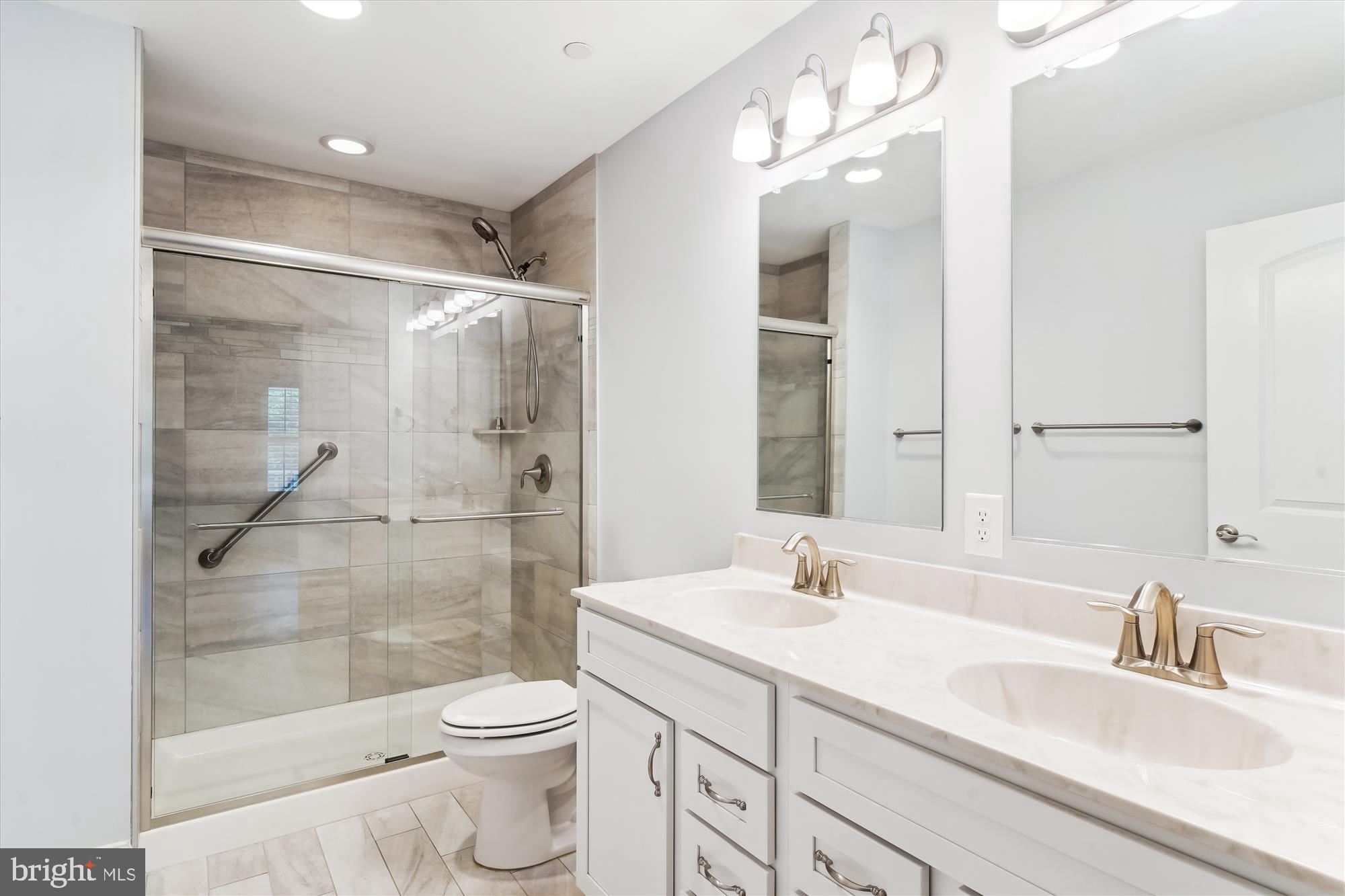 COBBLESTONE ESTATES - Residential