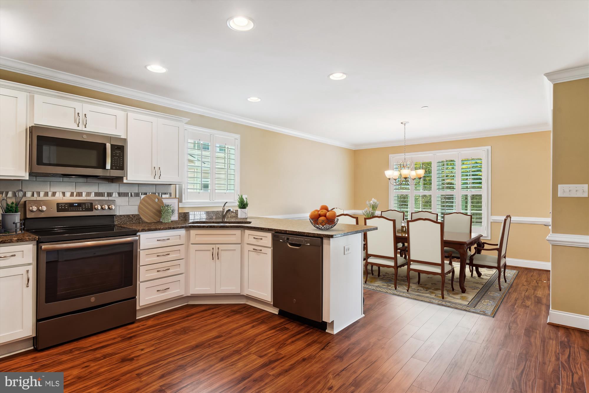 9616 COBBLE STONE COURT