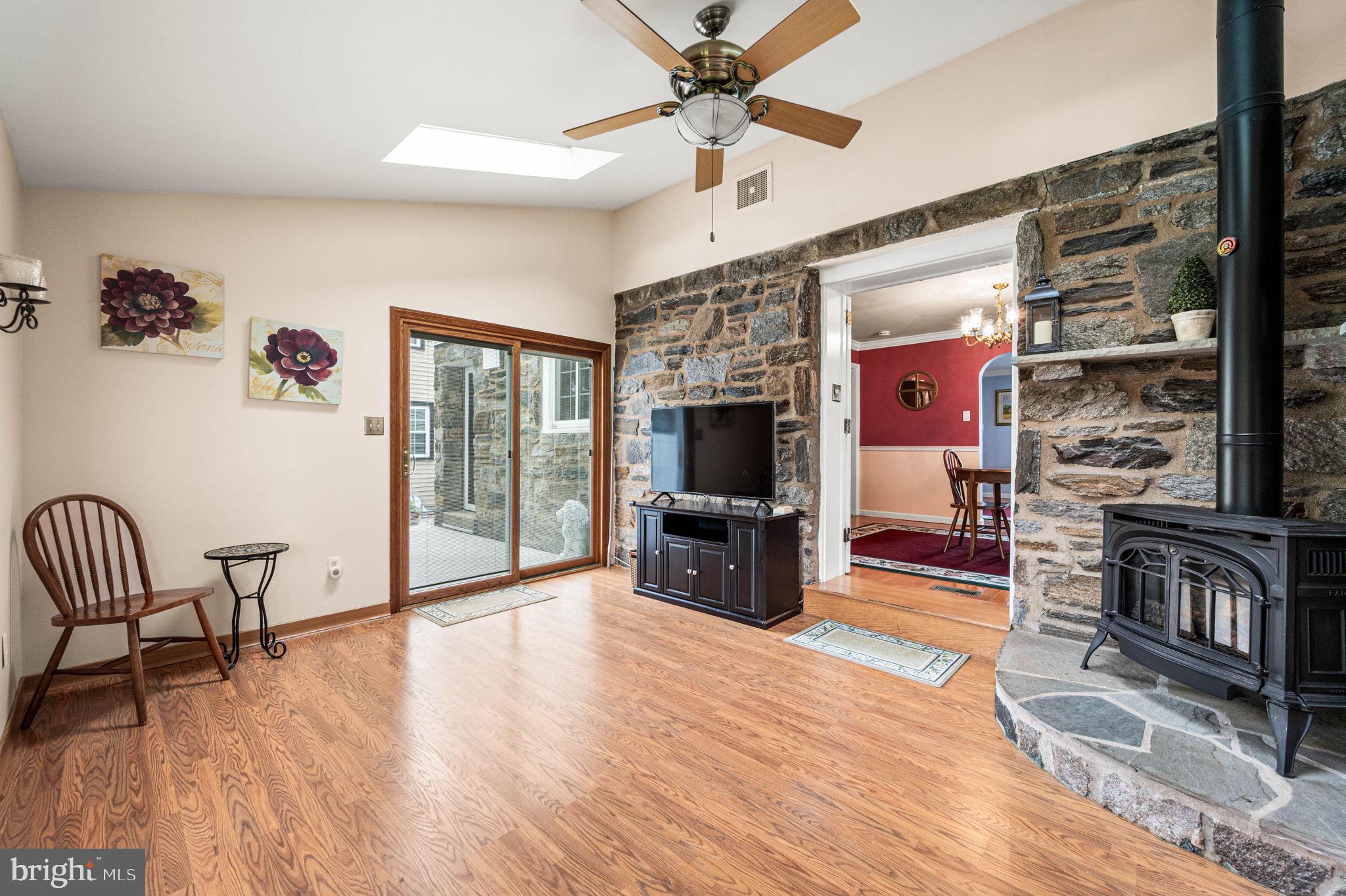 SHEFFIELD VIL - Residential