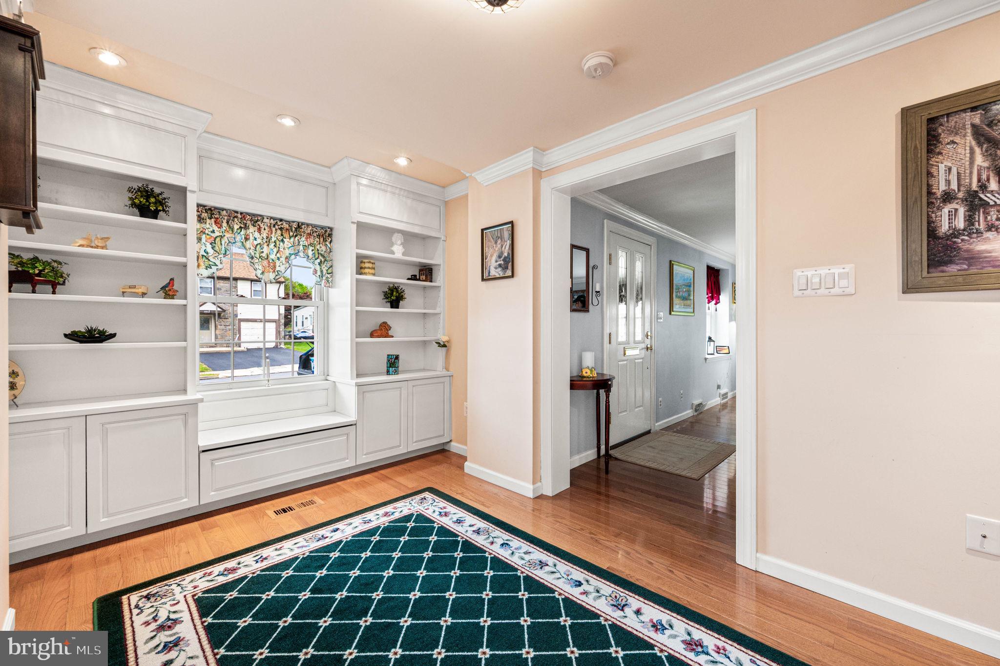 SHEFFIELD VIL - Residential