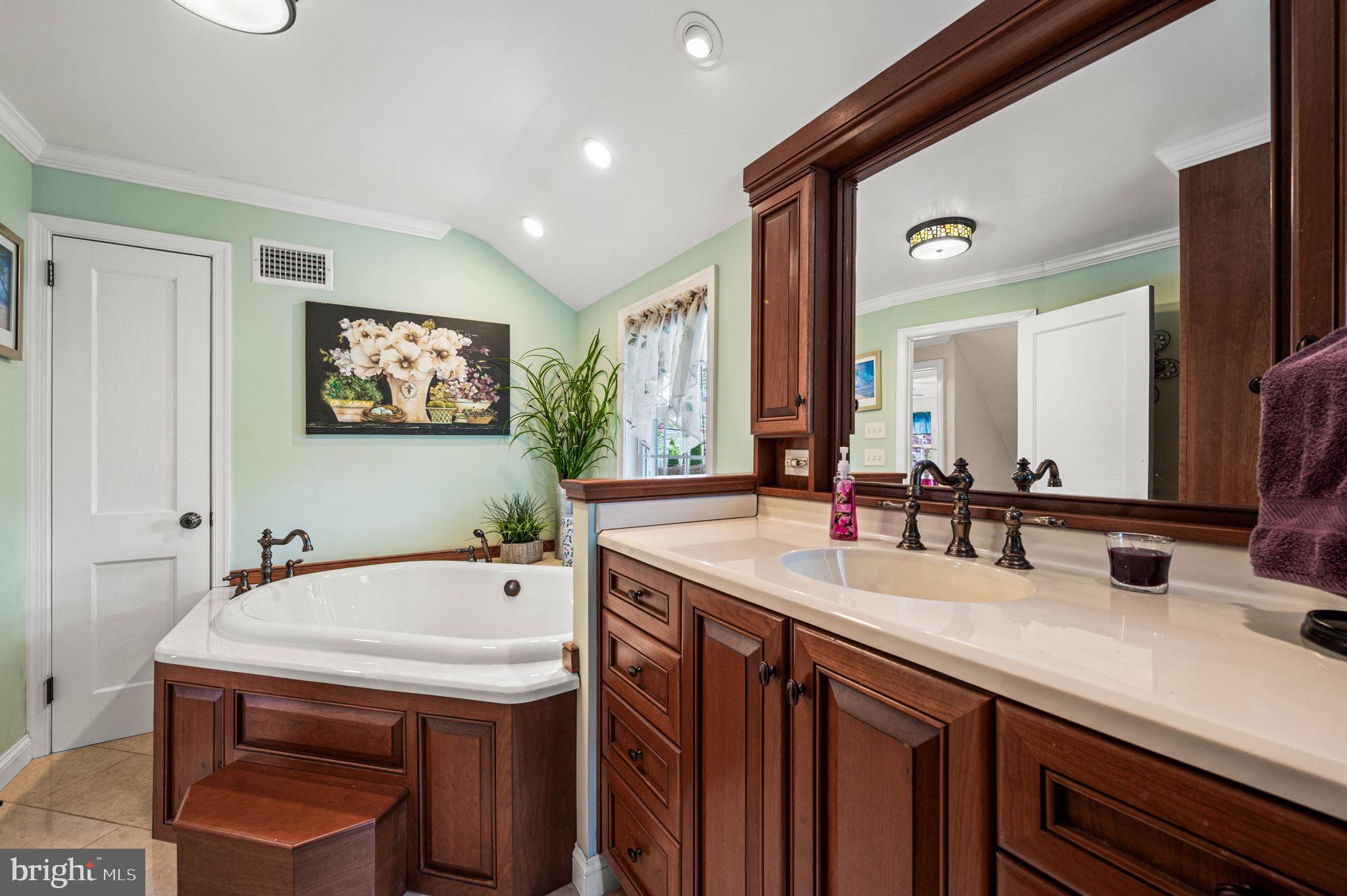 SHEFFIELD VIL - Residential