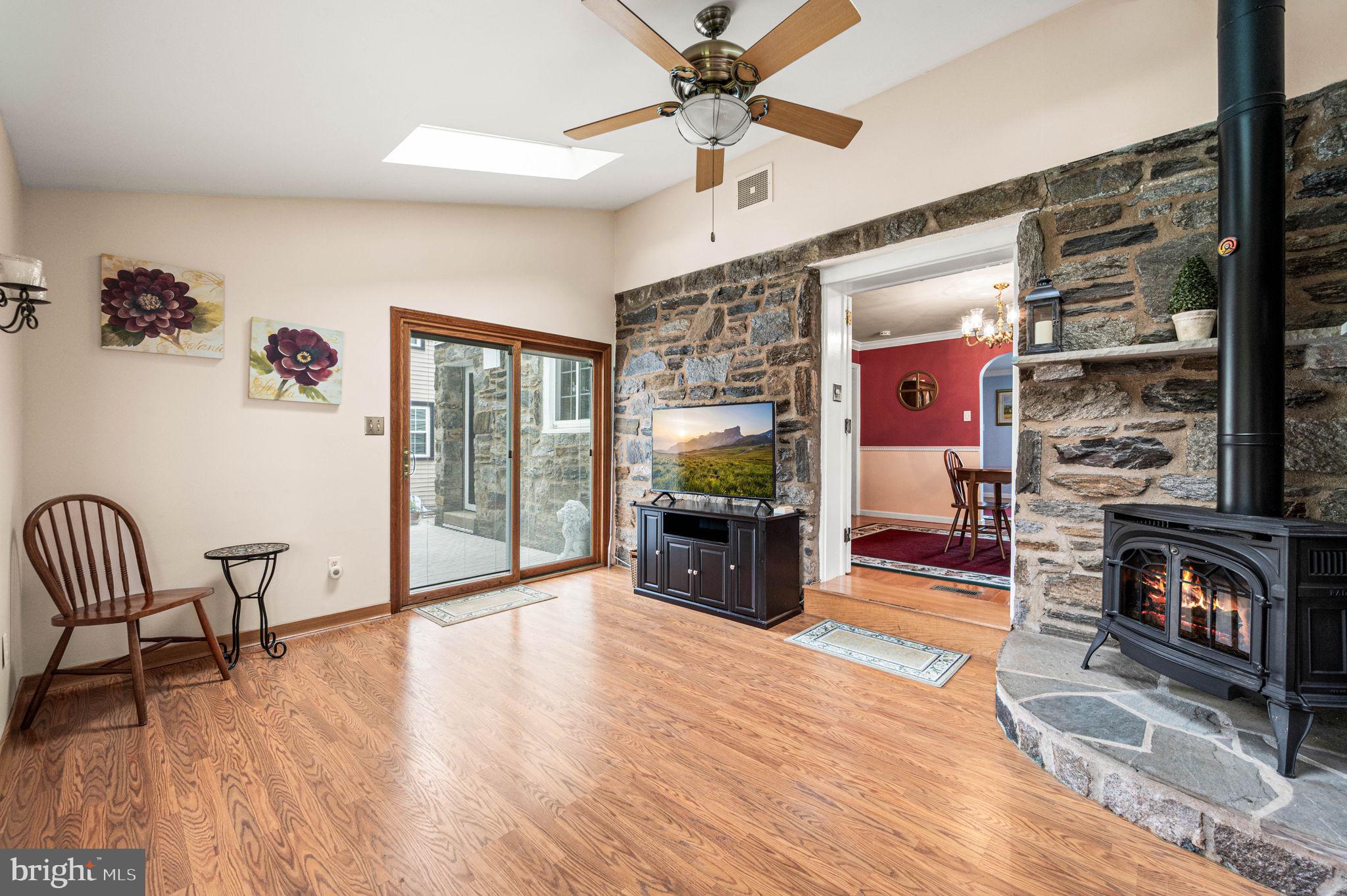 SHEFFIELD VIL - Residential