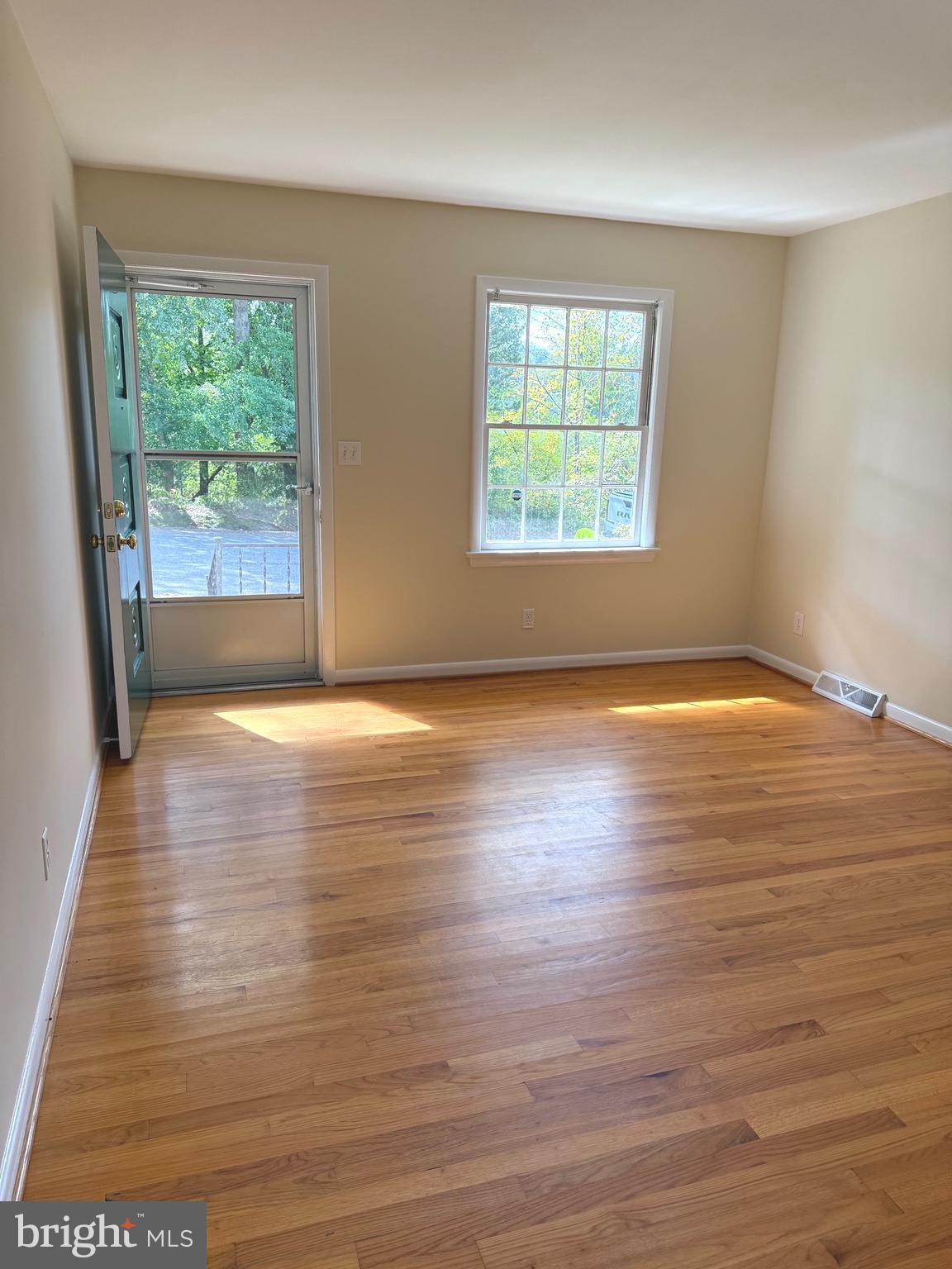 FREDERICKSBURG CITY - Residential Lease