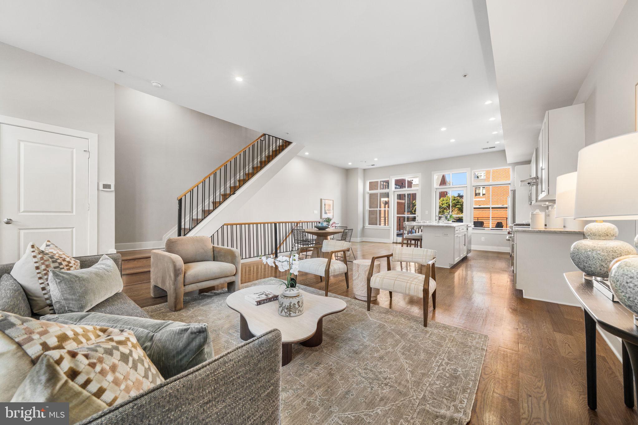 1128 N FAIRFAX STREET