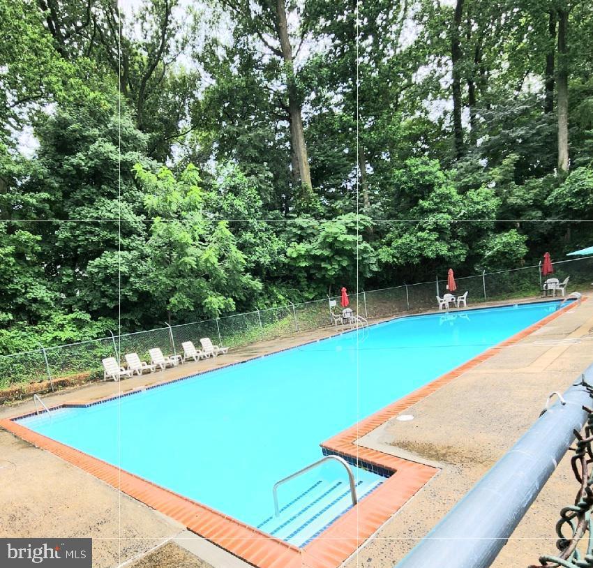 HAVERFORD HILL - Residential