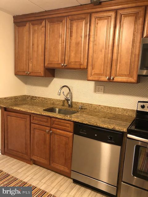 HAVERFORD HILL - Residential