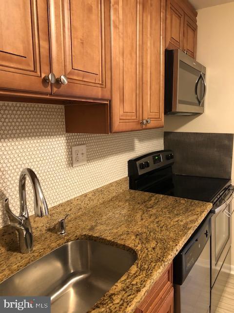 HAVERFORD HILL - Residential