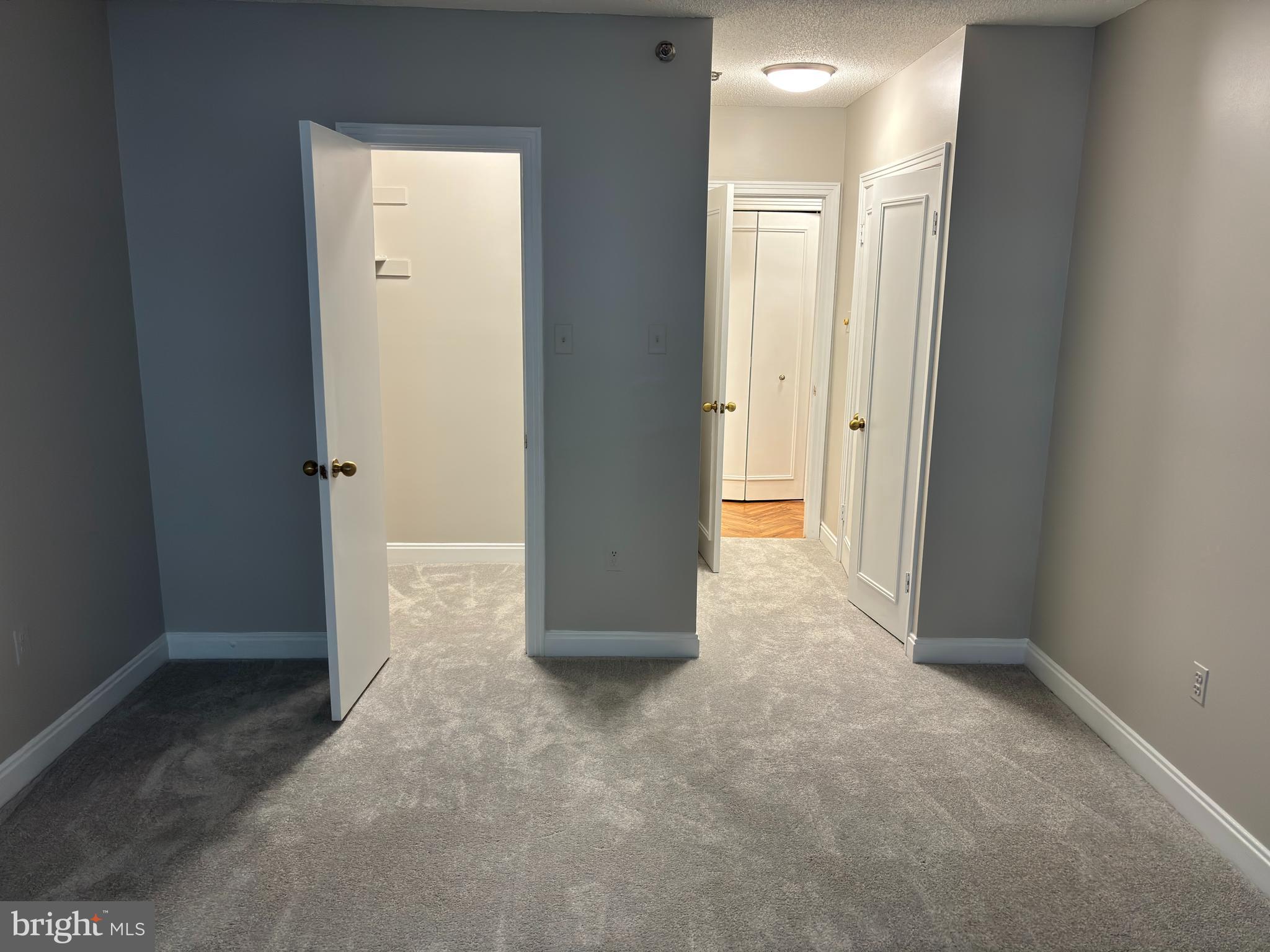 FRIENDSHIP HEIGHTS - Residential