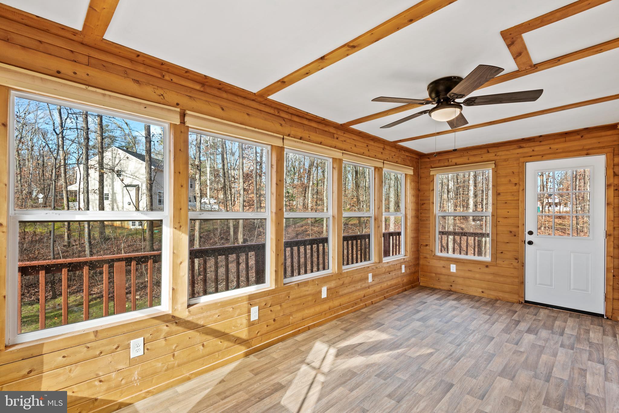 STUBBS LAKE VIEW - Residential