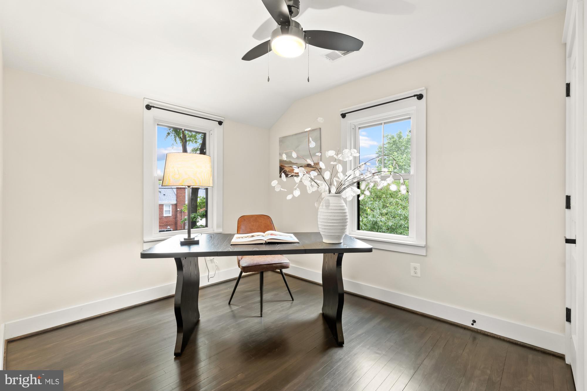 JEFFERSON MANOR - Residential