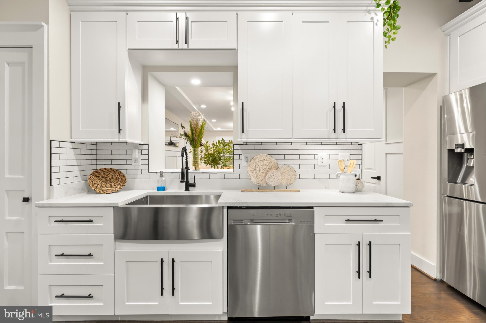 JEFFERSON MANOR - Residential